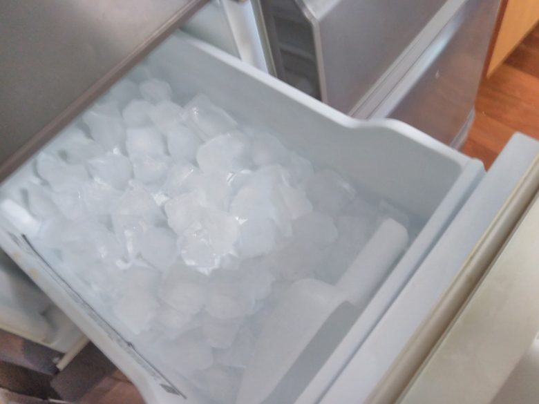 自動製氷機のタンクに給水し忘れない方法