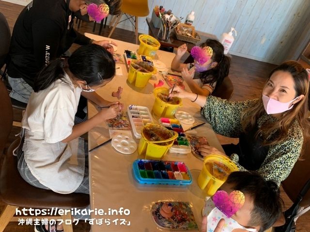 沖縄北谷のシーサー色付け体験『アンドシェル』へ家族と言ってきた体験ブログ