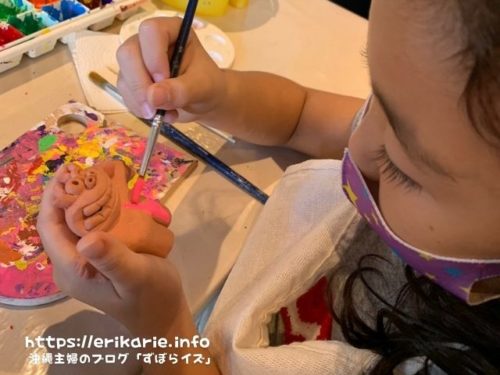 沖縄北谷のシーサー色付け体験『アンドシェル』へ家族と言ってきた体験ブログ